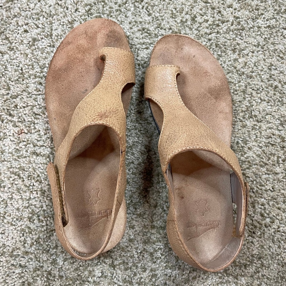 Dansko Sophie Tan Leather Toe Loop Slingback Sandals Womens 38 US 7-7.5 comfort